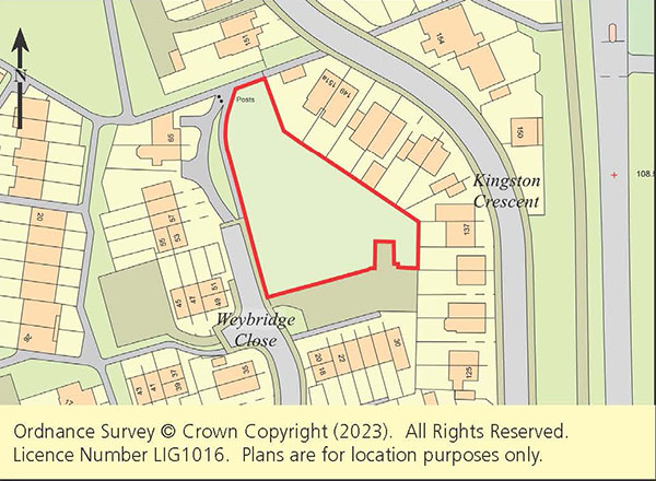 Lot: 89 - LAND WITH PLANNING CONSENT FOR FOUR TWO-BEDROOM FLATS - 